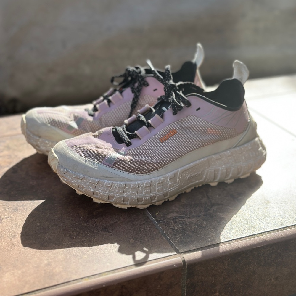Norda 001 LTD ED W 7.5 Pink and Cream Sneakers
